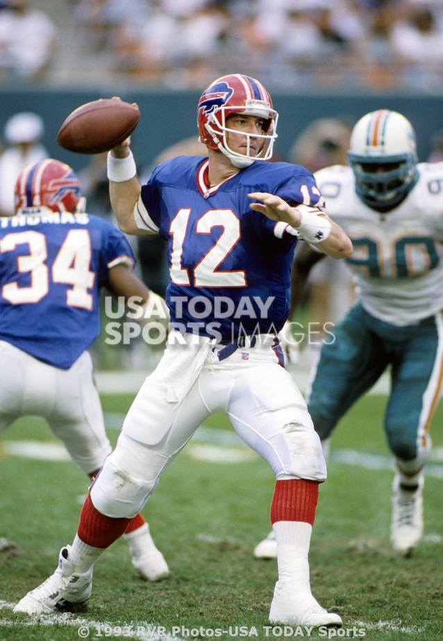 Important Dates in Bills History: August 18, 1986. Jim Kelly signs with the  Bills